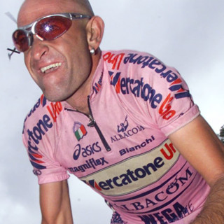  《Pantani: The Accidental Death Of A Cyclist 潘塔尼：一位车手的意外离世》 Blu-ray光碟