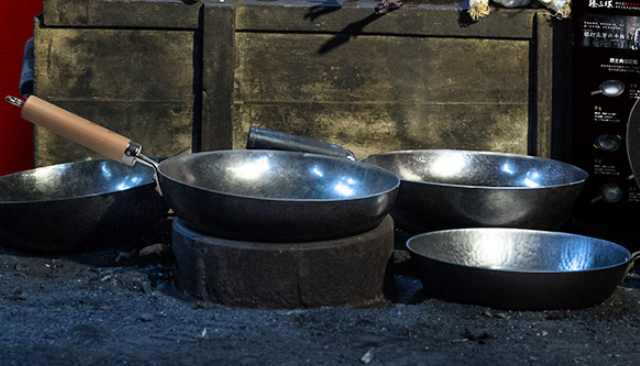 “舌尖3”火一把 中式铁锅推荐榜