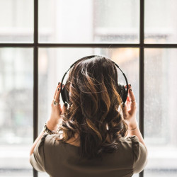 值友专享:《用耳朵记单词:英语四级单词轻松背