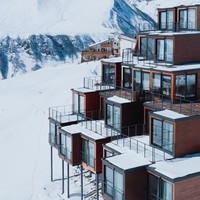 海拔2200米！高加索山脉中的格鲁吉亚国际网红酒店