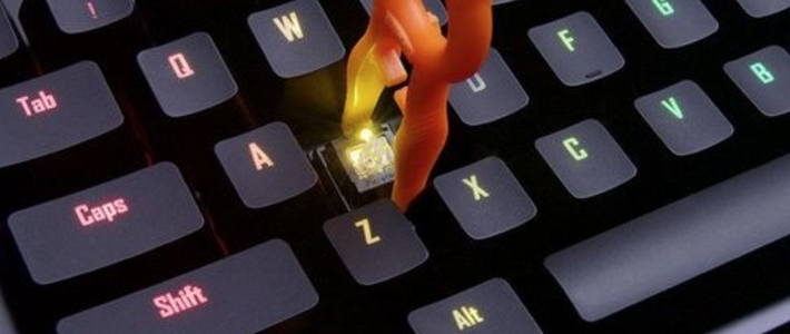  换轴像换键帽一样简单支持热插拔的机械键盘