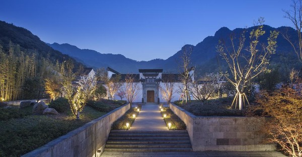  这里私藏着150亩樱花林和绝美的中式奢华酒店，上海出发1.5小时即可到达！