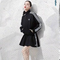 限尺码、凑单品：adidas 阿迪达斯 Originals 3-Stripes 女款运动半身裙