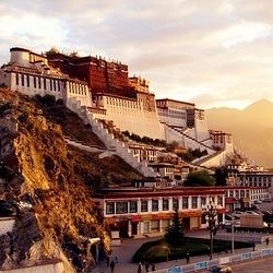 全国多地-西藏林芝+拉萨9天8晚跟团游（四飞+全程四星酒店）