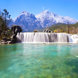 自由行:含小长假班期 沈阳-昆明8天往返机票+1