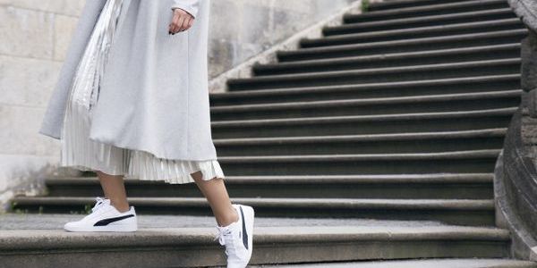  乍暖还寒时候最难穿衣一袭裙装敌晚来风急推荐榜