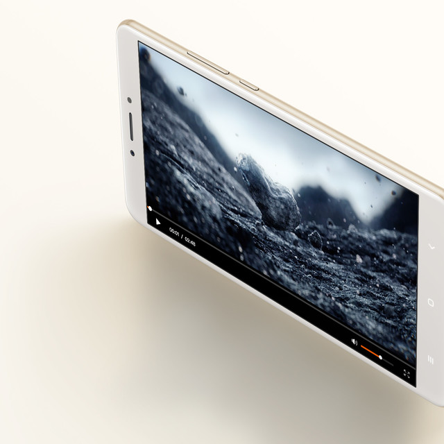 4000mAh以上够不够？ 千元大电池手机比拼榜