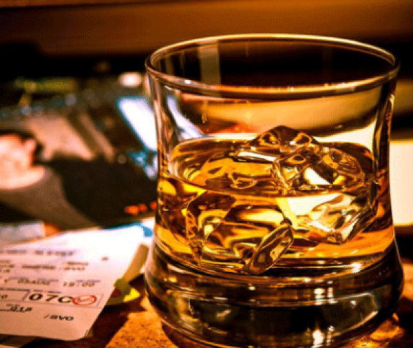 值男干货:终结直男迷思:如何优雅地约妹子喝一