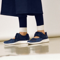 限尺码:adidas 阿迪达斯 Originals X HYKE AO