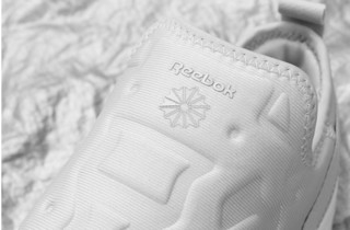 Reebok 锐步 FURYLITE SLIP-ON 女款复古跑鞋