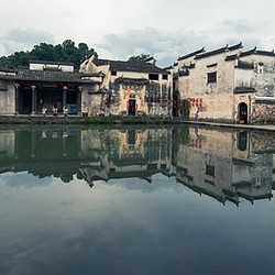 小桥流水人家，宏村的静谧繁华