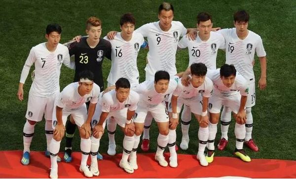 一扒世界杯:韩国队0:1惜败瑞典队 门将赵贤佑