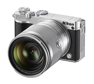 Nikon 尼康 J5+1 微单相机 尼克尔 VR防抖 10-30mm f/3.5-5.6 PD镜头 银色（2080万有效像素 可更换镜头 4K视频录制 可翻折触摸屏）
