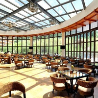 龙门地派温泉度假酒店