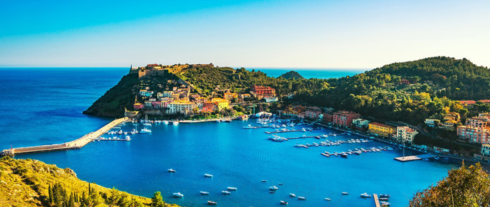  避开人山人海意大利人少景美海滩推荐