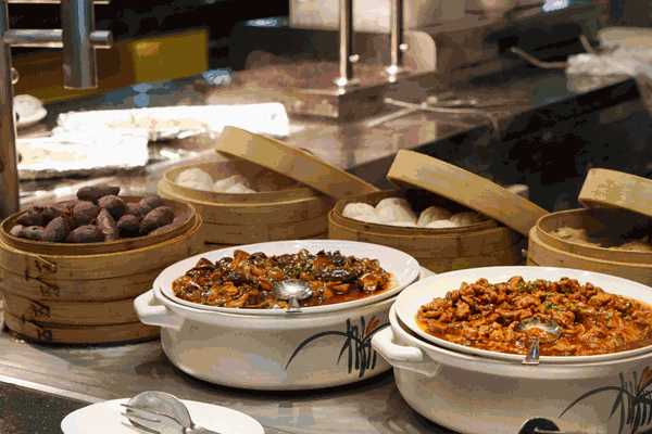 海鲜刺身+牛排烧烤畅吃 上海静安洲际午市自助餐