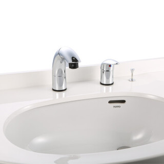 TOTO浴室柜组合套装 LDKW1203W 白色柜子+DL319C2龙头