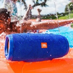 JBL Charge3 音乐冲击波3 蓝牙小音箱 便携迷你音响 低音炮 防水设计 支持多台串联 可免提通话