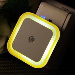 小夜灯光控感应插电led创意婴儿喂奶起夜光卧室床头灯 方形黄光