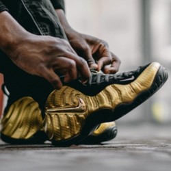 NIKE 耐克 AIR FOAMPOSITE PRO “Metallic Gold” 液态金 男款篮球鞋