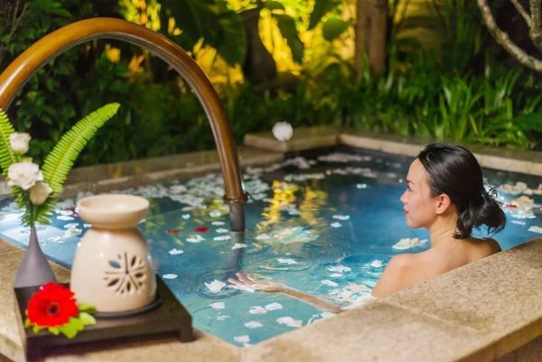 四季恒春，避世度假，邂逅中国第五家Angsana！开业预售 西双版纳悦椿温泉度假酒店1晚套餐