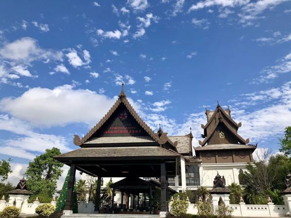 四季恒春，避世度假，邂逅中国第五家Angsana！开业预售 西双版纳悦椿温泉度假酒店1晚套餐