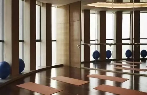 5000株梅海美爆！30分钟车程睡进太湖畔法式双子塔酒店！无锡新湖铂尔曼酒店2晚度假套餐