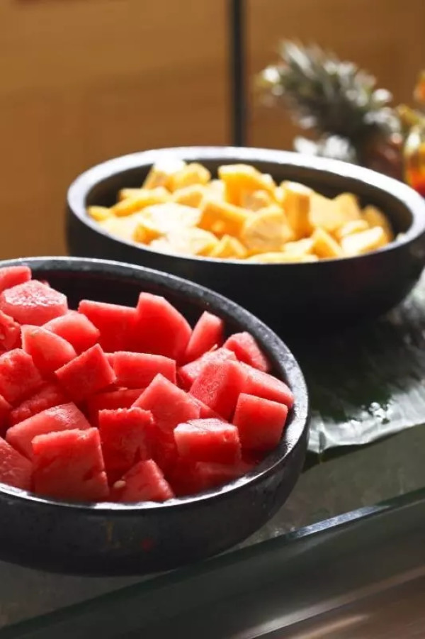 5000株梅海美爆！30分钟车程睡进太湖畔法式双子塔酒店！无锡新湖铂尔曼酒店2晚度假套餐