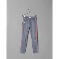 Bershka 巴适卡 05004211809 女士破洞牛仔裤