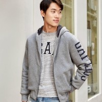 GAP 盖璞 384791 男士连?#34109;?#34915;