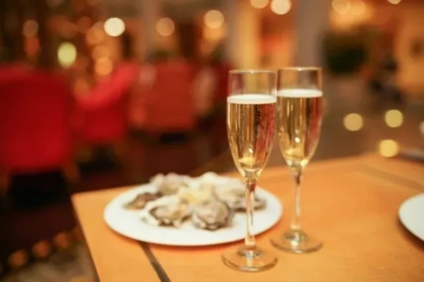 「星空自助」空降外滩!生蚝气泡酒+花胶鸡+M4澳洲牛排!上海威斯汀大饭店 海鲜主题自助晚餐