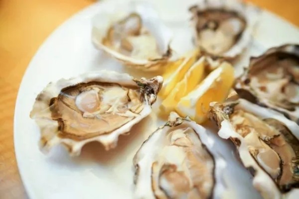 「星空自助」空降外滩!生蚝气泡酒+花胶鸡+M4澳洲牛排!上海威斯汀大饭店 海鲜主题自助晚餐