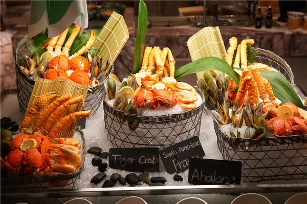 吃货福利：海胆、波龙畅吃，日料海鲜双主题自助餐！上海漕河泾万丽酒店自助晚餐