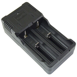 神火(supfire)智能USB双槽充电器+两节18650加板紫电池 强光手电筒专用可充电池充电器 26650等适用AC26-ZB2
