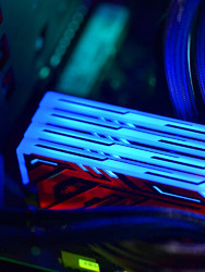 影驰8G内存条 DDR4 2400 3000 Gamer RGB极光灯条台式机电脑普条
