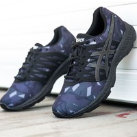 ASICS 亚瑟士 T8D0Q-067 男款跑鞋