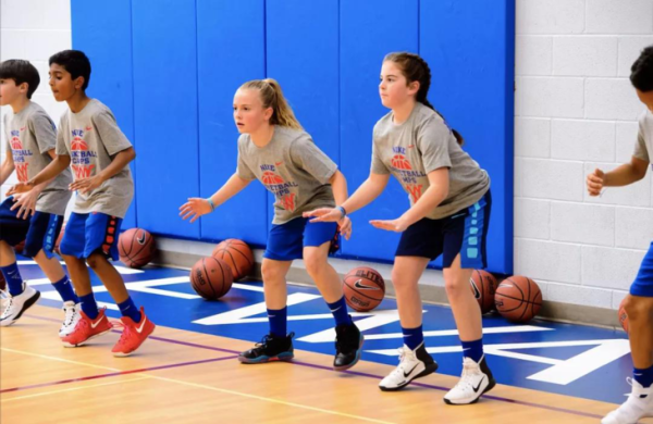 上海耐克运动营1.5小时体验课（篮球/足球/橄榄球） 赠耐克运动T-shirt