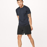 lululemon Surge 男士运动短裤