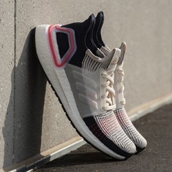 adidas 阿迪达斯 UltraBOOST 19 B37705 男子跑步鞋