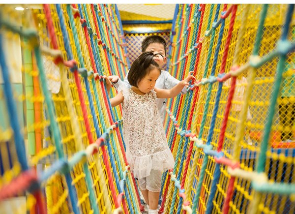 90°大滑梯，大小同玩！北京嘉里大酒店儿童乐园 单日卡