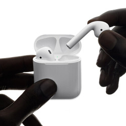 苹果（Apple） 新款AirPods2/二代无线蓝牙通用耳机（有线充电盒版）