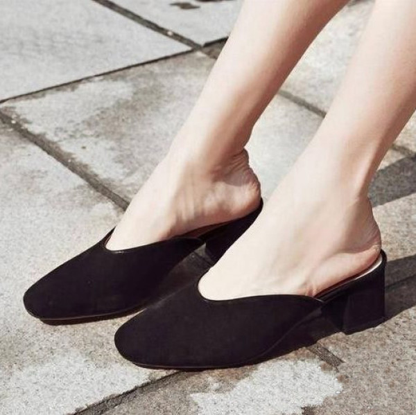 这股风潮里，自由精致的时髦girl的最爱