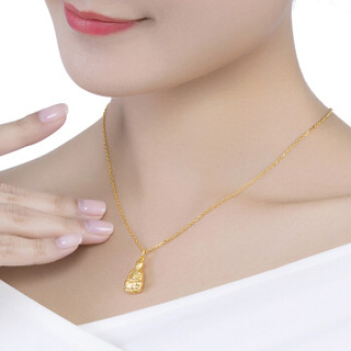 六福珠宝 足金平安观音黄金吊坠不含项链 计价 B01TBGP0005 约2.45克