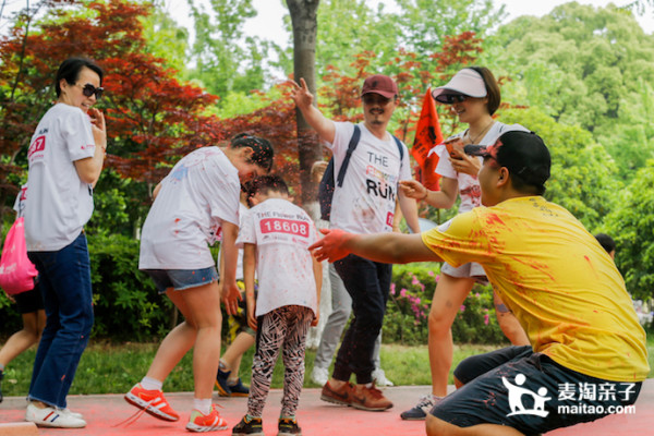 五一家庭日 上海 THE FLOWER RUN 鲜花彩跑