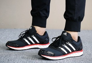 adidas 阿迪达斯 CP9642 中性款运动跑步鞋