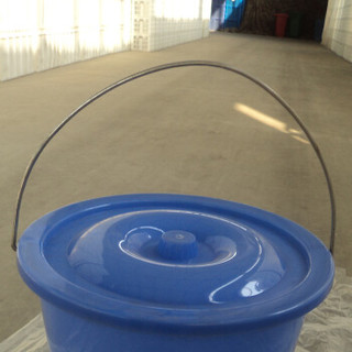 塑料水桶 家用加厚水桶户外水桶 15L手提塑料桶 不带盖