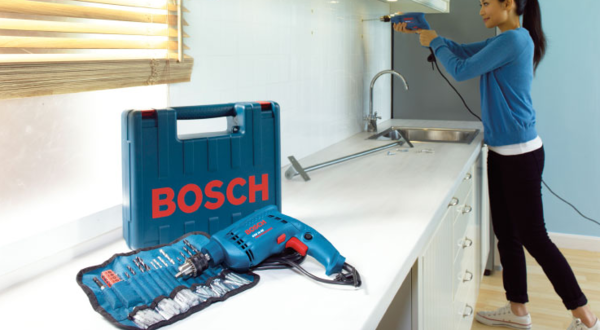 BOSCH 博世 GSB10RE 10毫米冲击钻套装（含100件附件）