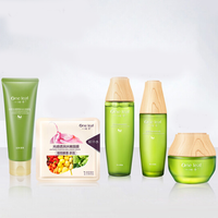 one leaf 一叶子 白百合提亮补水5件套 (洁面乳100g+爽肤水150ml+补水乳70ml+补水50g+水嫩面膜25ml*3)