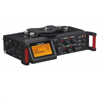 TASCAM DR-70D 单反相机微电影录音机 4音轨线性PCM录音 4个XLR卡侬话筒接口 全中文菜单 96K 24bit录音