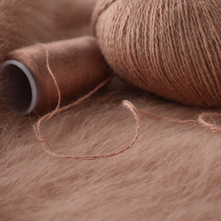 奥丝布莱特 羊绒线 长毛毛线 14/2中粗线 手编机织均可 婴儿宝宝毛线 围巾线J05 红棕色